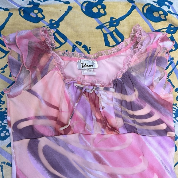 Vintage 90s patterned mesh dress with the lettuce trim and bow, by Taboo - Picture 6 of 10